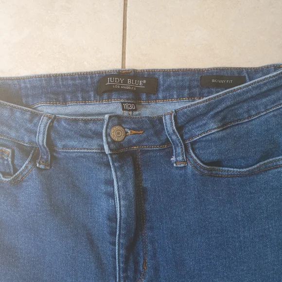 Judy Blue Women's Blue Skinny Fit Jeans - Picture 1 of 6